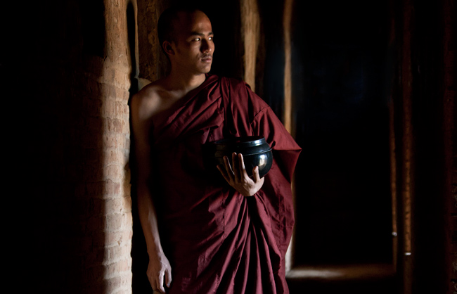 Portrait of a Burmese Buddhist Monk (Bagan - Myanmar - 2013)