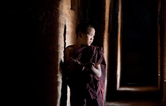 Portrait of a Burmese Novice Monk in Bagan (Bagan - Myanmar - 2013)