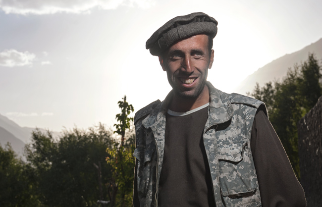 As other Afghans, many Wakhi men wear the traditional Kurta and Pakol. Lower Wakhan - Afghanistan - 2014